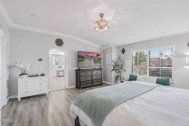 209 Southcrest Place, Simi Valley, CA 93065