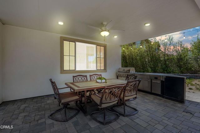 209 Southcrest Place, Simi Valley, CA 93065