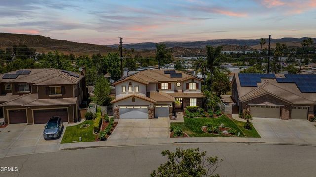209 Southcrest Place, Simi Valley, CA 93065