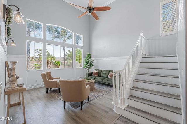 209 Southcrest Place, Simi Valley, CA 93065