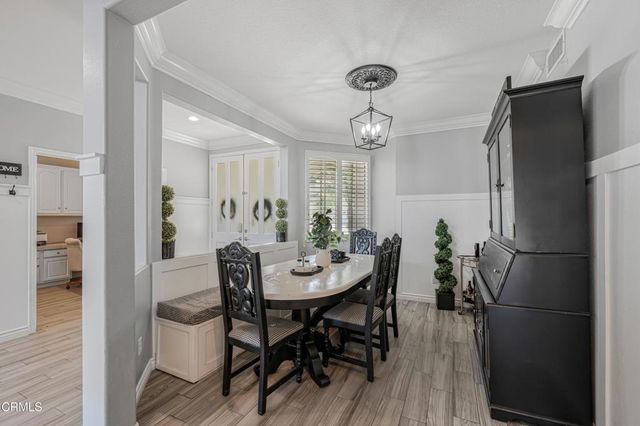 209 Southcrest Place, Simi Valley, CA 93065