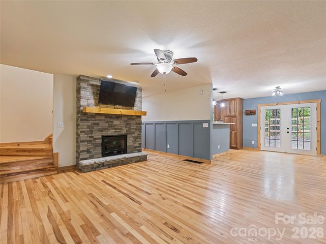 364 Lee Street, Sylva, NC 28779