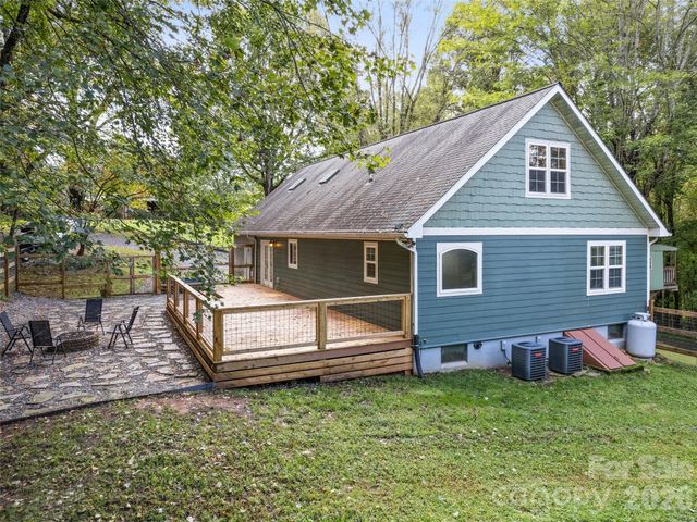 364 Lee Street, Sylva, NC 28779
