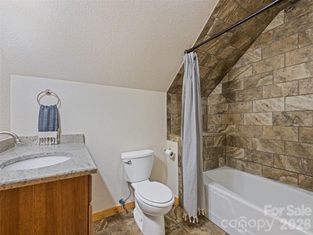 364 Lee Street, Sylva, NC 28779