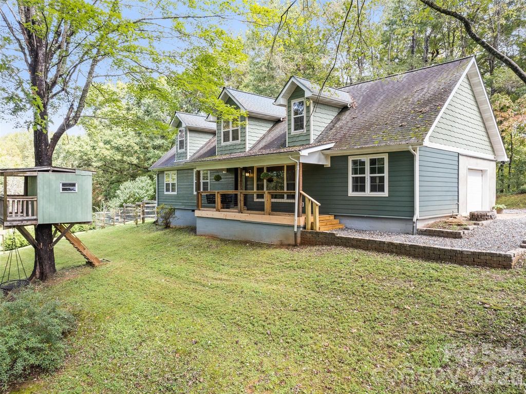 364 Lee Street, Sylva, NC 28779