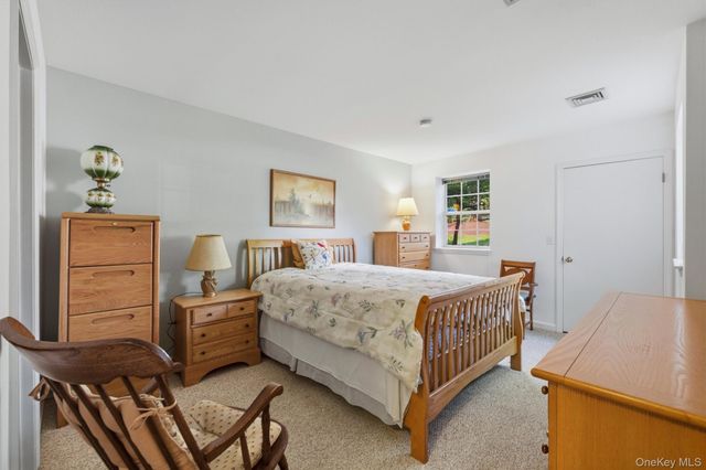 1002 Washington Green AG2, New Windsor, NY 12553