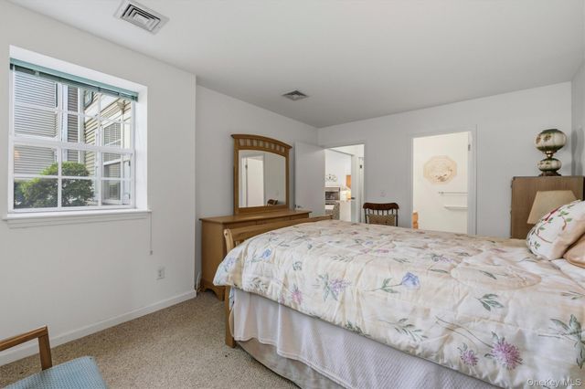 1002 Washington Green AG2, New Windsor, NY 12553
