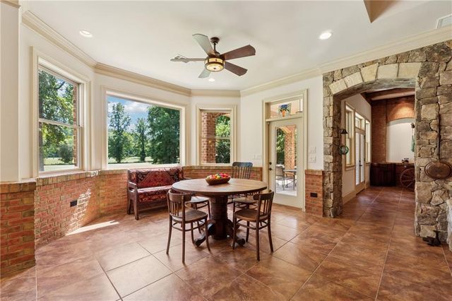 6935 WAKEHURST Place, Cumming, GA 30040