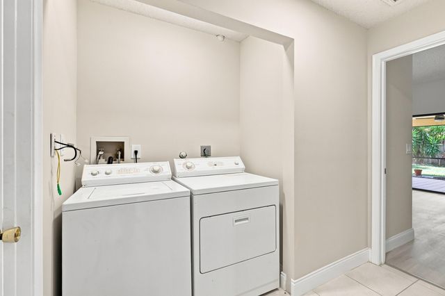 9960 Majestic Way, Boynton Beach, FL 33437