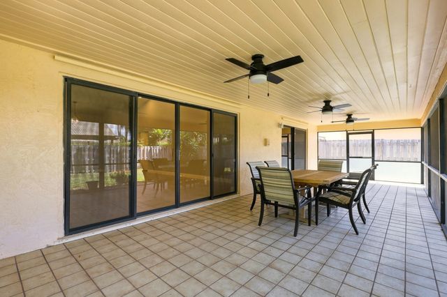9960 Majestic Way, Boynton Beach, FL 33437