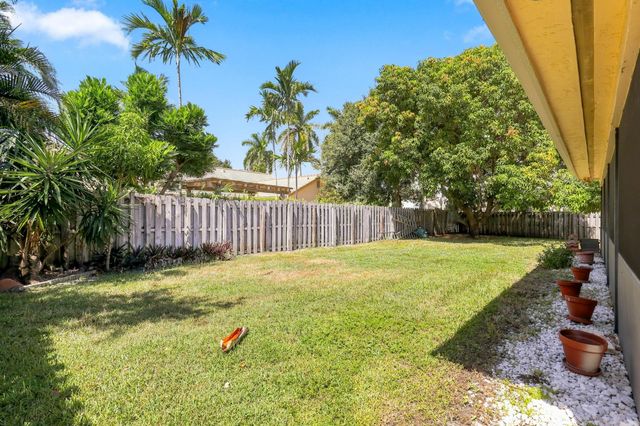 9960 Majestic Way, Boynton Beach, FL 33437