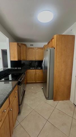 1165 98 403, Bay Harbor Islands, FL 33154