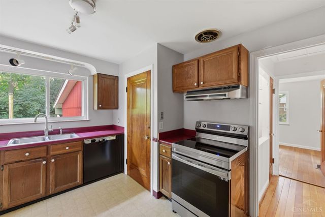 6502 Britton Avenue, Cincinnati, OH 45227