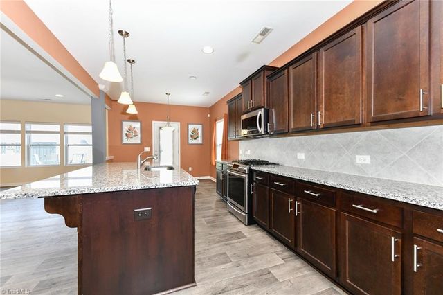 5716 Oakgate Drive, Greensboro, NC 27405