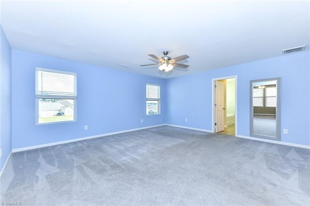 5716 Oakgate Drive, Greensboro, NC 27405