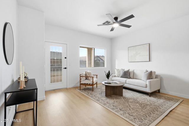 1 N 124TH Drive, Avondale, AZ 85323