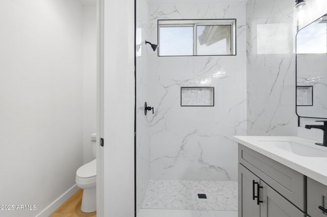 1 N 124TH Drive, Avondale, AZ 85323