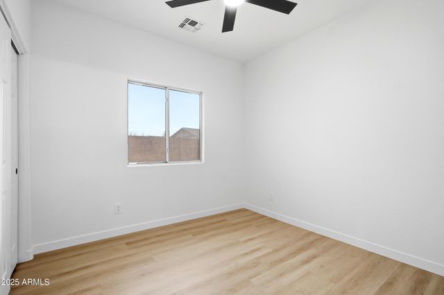 1 N 124TH Drive, Avondale, AZ 85323