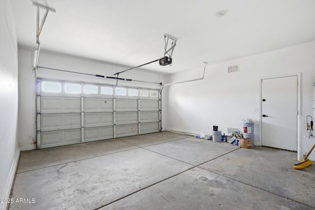 1 N 124TH Drive, Avondale, AZ 85323