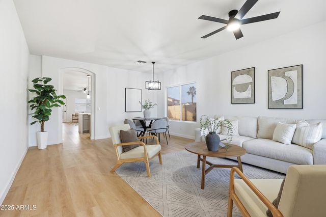 1 N 124TH Drive, Avondale, AZ 85323