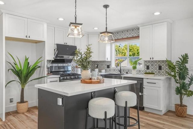 35664 Conestoga Place, Newark, CA 94560