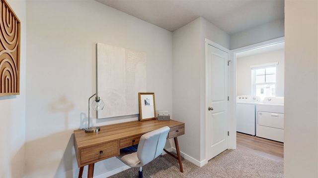 2330 SE Morningdew Drive, West Des Moines, IA 50265