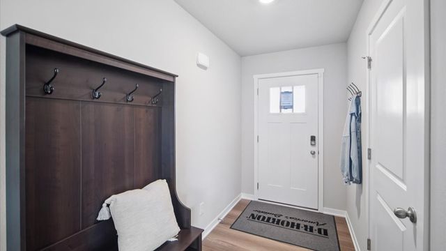 2330 SE Morningdew Drive, West Des Moines, IA 50265