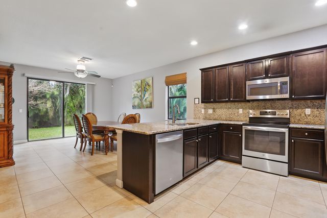 3801 Aspen Leaf Drive, Boynton Beach, FL 33436