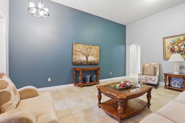 3801 Aspen Leaf Drive, Boynton Beach, FL 33436