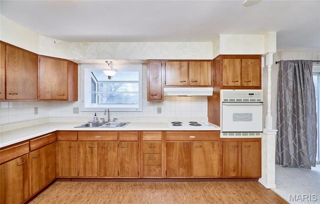 724 Le Manns Drive, Manchester, MO 63021