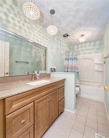 724 Le Manns Drive, Manchester, MO 63021