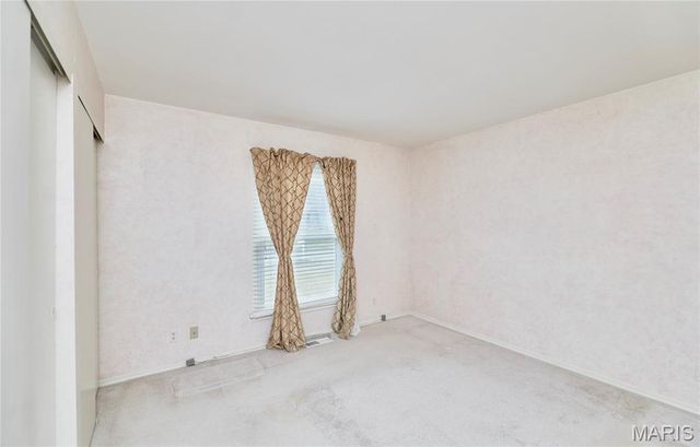 724 Le Manns Drive, Manchester, MO 63021