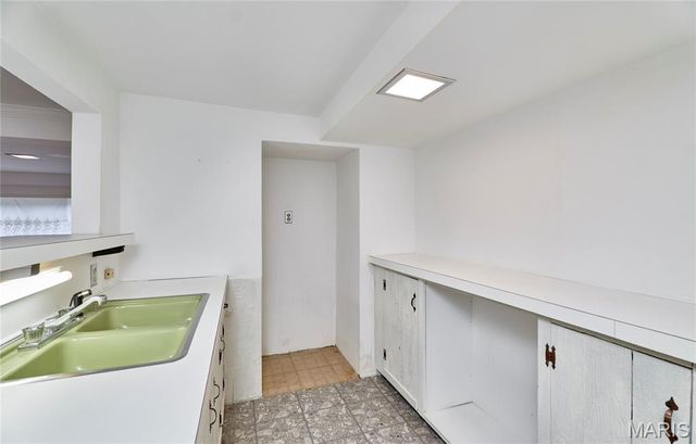 724 Le Manns Drive, Manchester, MO 63021