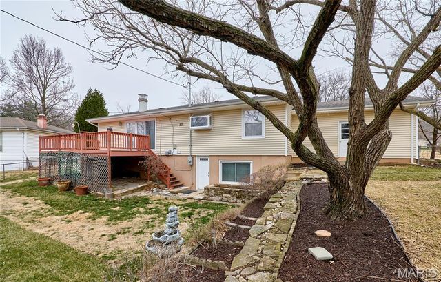 724 Le Manns Drive, Manchester, MO 63021