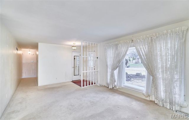 724 Le Manns Drive, Manchester, MO 63021