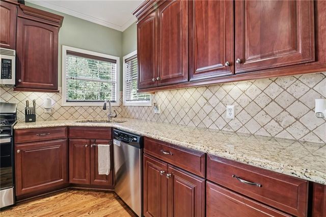 55 Applewood Lane, Taylorsville, GA 30178