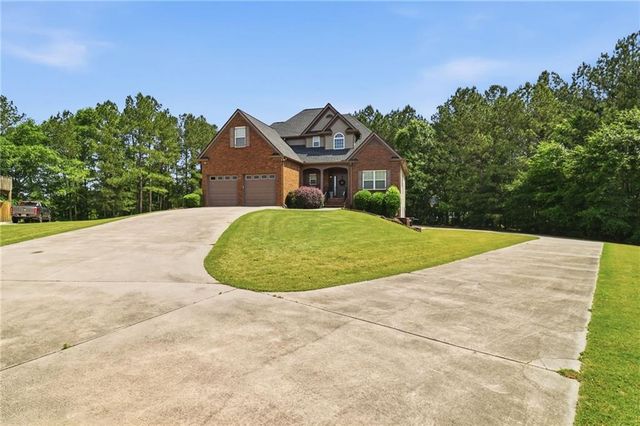 55 Applewood Lane, Taylorsville, GA 30178