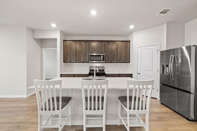 700 Autumn Stem PL, Manchaca, TX 78748