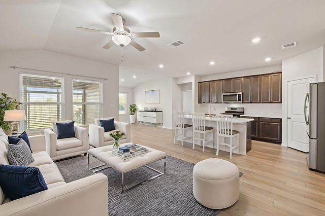 700 Autumn Stem PL, Manchaca, TX 78748