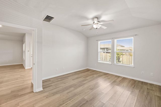 700 Autumn Stem PL, Manchaca, TX 78748