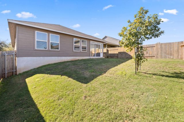 700 Autumn Stem PL, Manchaca, TX 78748