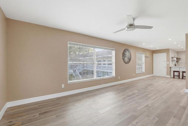 1250 S PINELLAS AVENUE 214, Tarpon Springs, FL 34689