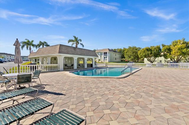 1250 S PINELLAS AVENUE 214, Tarpon Springs, FL 34689