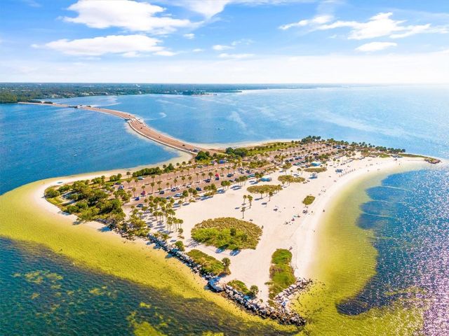 1250 S PINELLAS AVENUE 214, Tarpon Springs, FL 34689