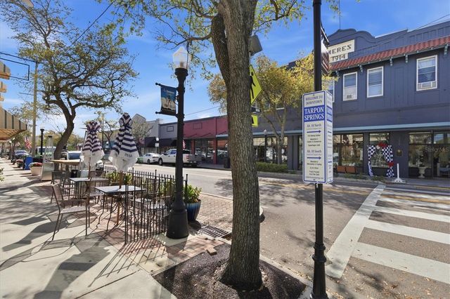 1250 S PINELLAS AVENUE 214, Tarpon Springs, FL 34689