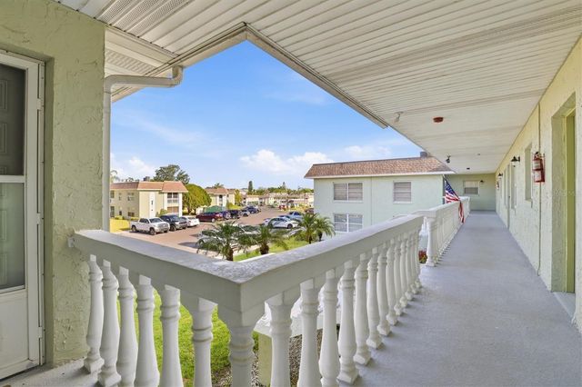 1250 S PINELLAS AVENUE 214, Tarpon Springs, FL 34689