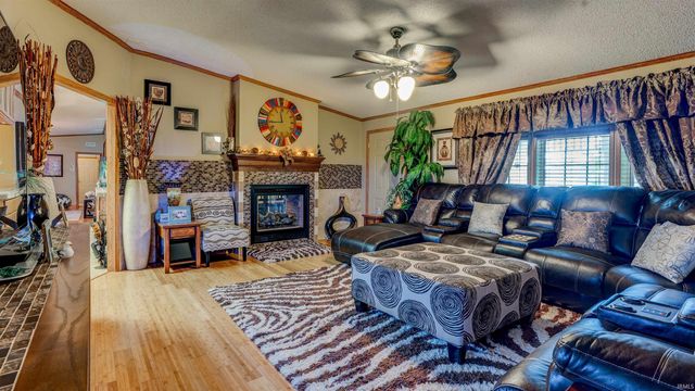 16834 N State Road 66, Magnet, IN 47520