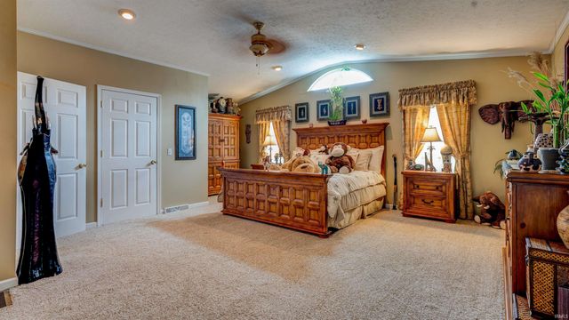 16834 N State Road 66, Magnet, IN 47520