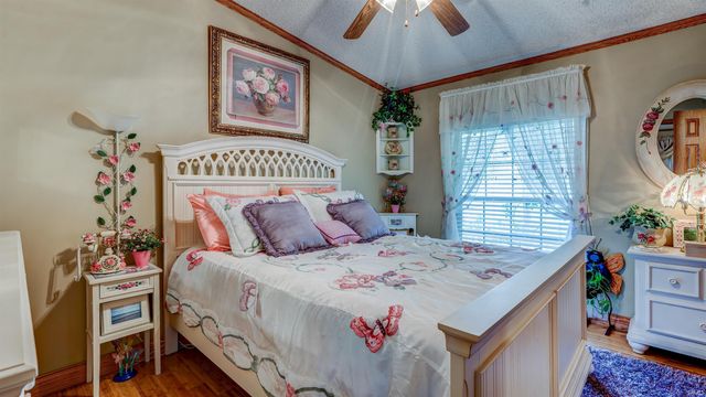 16834 N State Road 66, Magnet, IN 47520