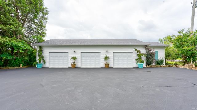 16834 N State Road 66, Magnet, IN 47520